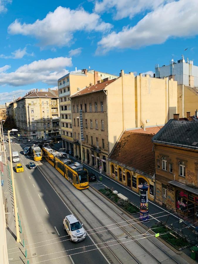בודפשט Margaret Boulevard Apartment - With Balcony מראה חיצוני תמונה